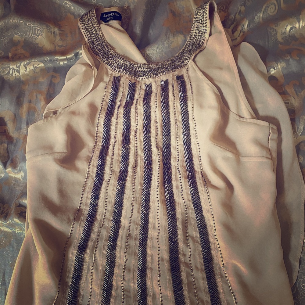 Bebe sleeveless embellished stones blouse🔥